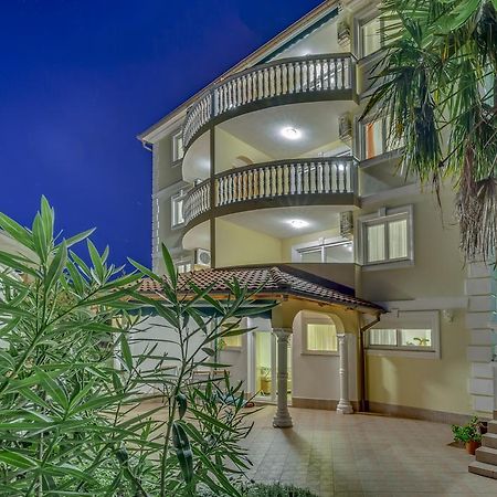 Apartments Villa Maria Цриквениця Екстер'єр фото