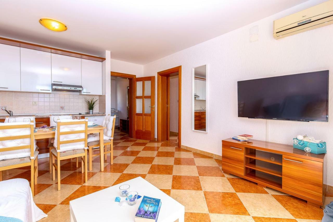 Apartments Villa Maria Цриквениця Екстер'єр фото