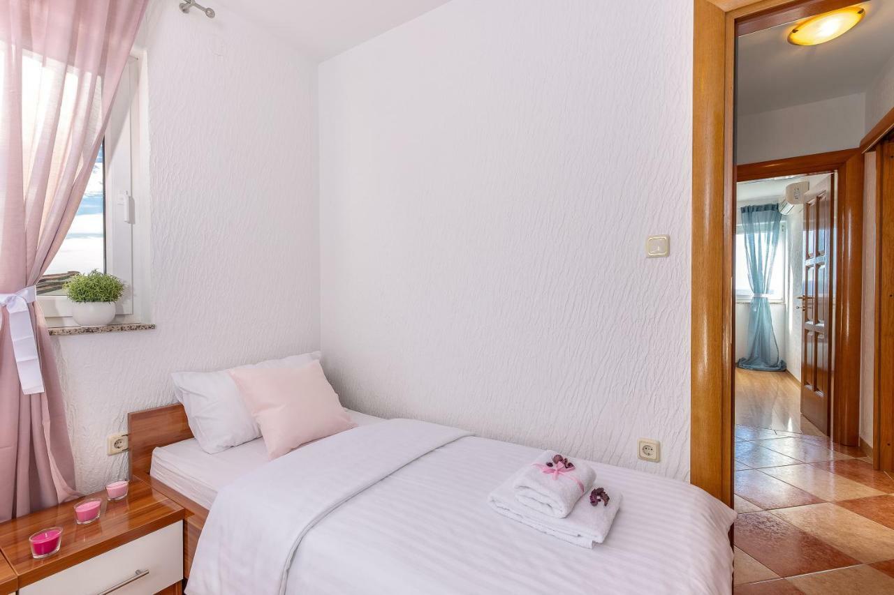 Apartments Villa Maria Цриквениця Екстер'єр фото